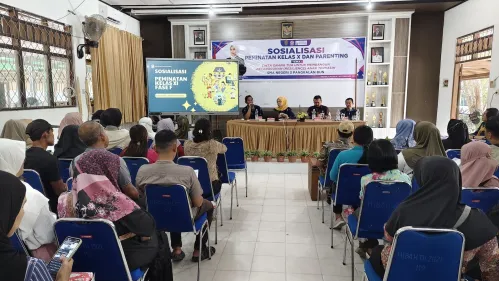 Arahkan Potensi Siswa, SMAN 3 Pangkalan Bun Gelar Sosialisasi Pemilihan Mata Pelajaran Kelas X dan Parenting