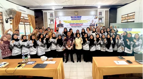 ANTUSIAS!!! Guru-Guru SMAN 3 Pangkalan Bun Ikuti Workshop Peningkatan Kompetensi Guru