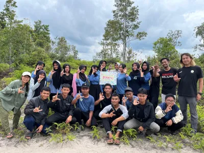 D�Klosers Ikuti Kunjungan Belajar Konservasi Di Kawasan Buffer Zone