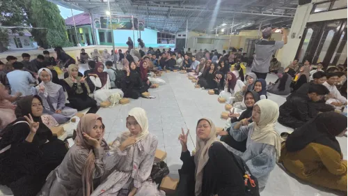 Bangun Kebersamaan, Siswa SMAN 3 Pangkalan Bun Gelar Buka Bersama di Sekolah