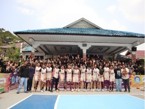 Pertahankan Juara Basket Smansa Cup 2026: Bukti Tim Basket SMANTRI masih Jadi yang Terbaik