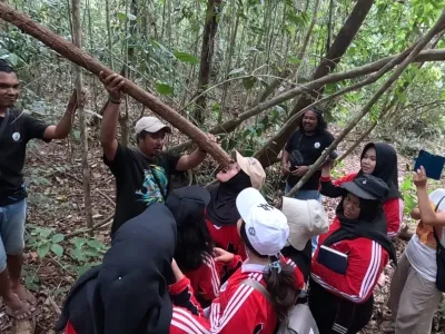 D’Kloser Bersama Hutan Group dan Tanjung Lestari Edukasi Lingkungan Hidup
